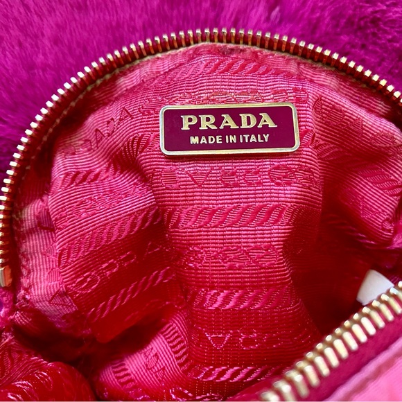PRADA Mini Bag Zipper clip on PINK pouch 💖 - Picture 8 of 8